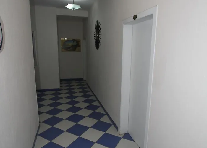 Vendégház Kompleksi Eli 3*